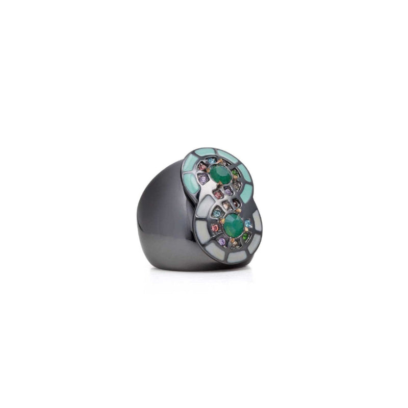 Anel Bombê Citrus Grafite Camila Klein, com design autoral, acabamento grafite e detalhe circular cravejado de cristais, inspirado na forma de um limão.